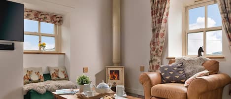 Cottage | Living area
