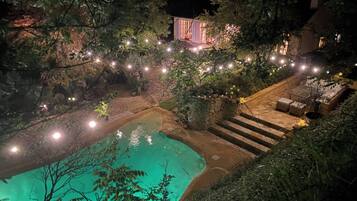 Piscine extérieure, piscine chauffée
