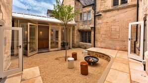 House | Terrace/patio - Holiday Home in Painswick, No Deposit (Stroud)