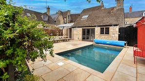 House | Pool - Holiday Home in Painswick, No Deposit (Stroud)