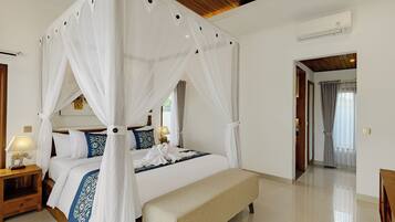 Villa, 1 Bedroom, Garden View | 1 bedroom, minibar, free WiFi, bed sheets