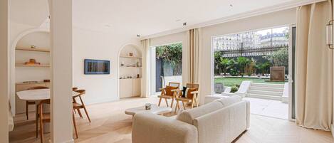 Apartment | Interior