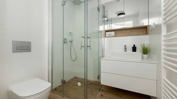 Apartment | Bathroom