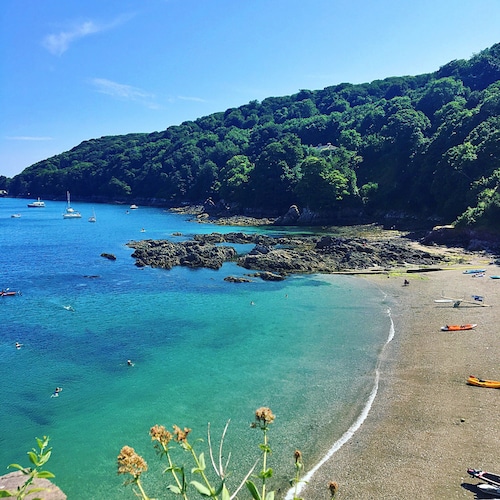 3-bed Cottage Near Kingsand Beach, No Deposit