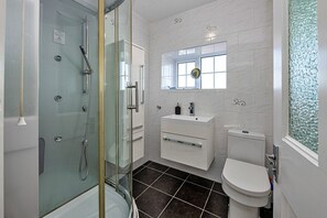 House | Bathroom