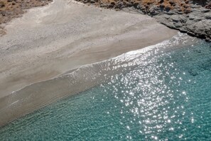 Sur la plage, serviettes de plage