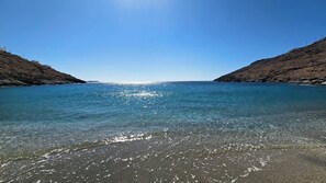På stranden og strandhåndklær