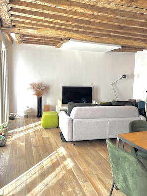 TV connectée, chaîne hi-fi