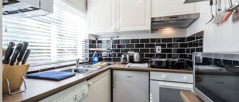 Apartment, 1 Bedroom | Interior