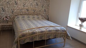 1 habitación, cuna de viaje, wifi y ropa de cama