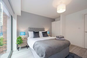 2 chambres, bureau, fer et planche à repasser, Wi-Fi
