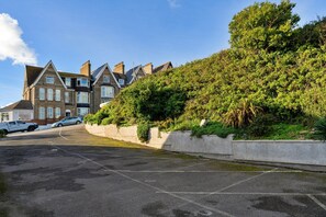 Apartment | Exterior - Apartment in Newquay Near Stunning Beaches (Newquay)