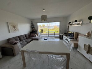 Fernseher