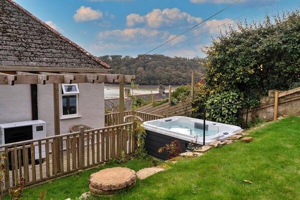 บ้านพัก | ลานระเบียง/นอกชาน