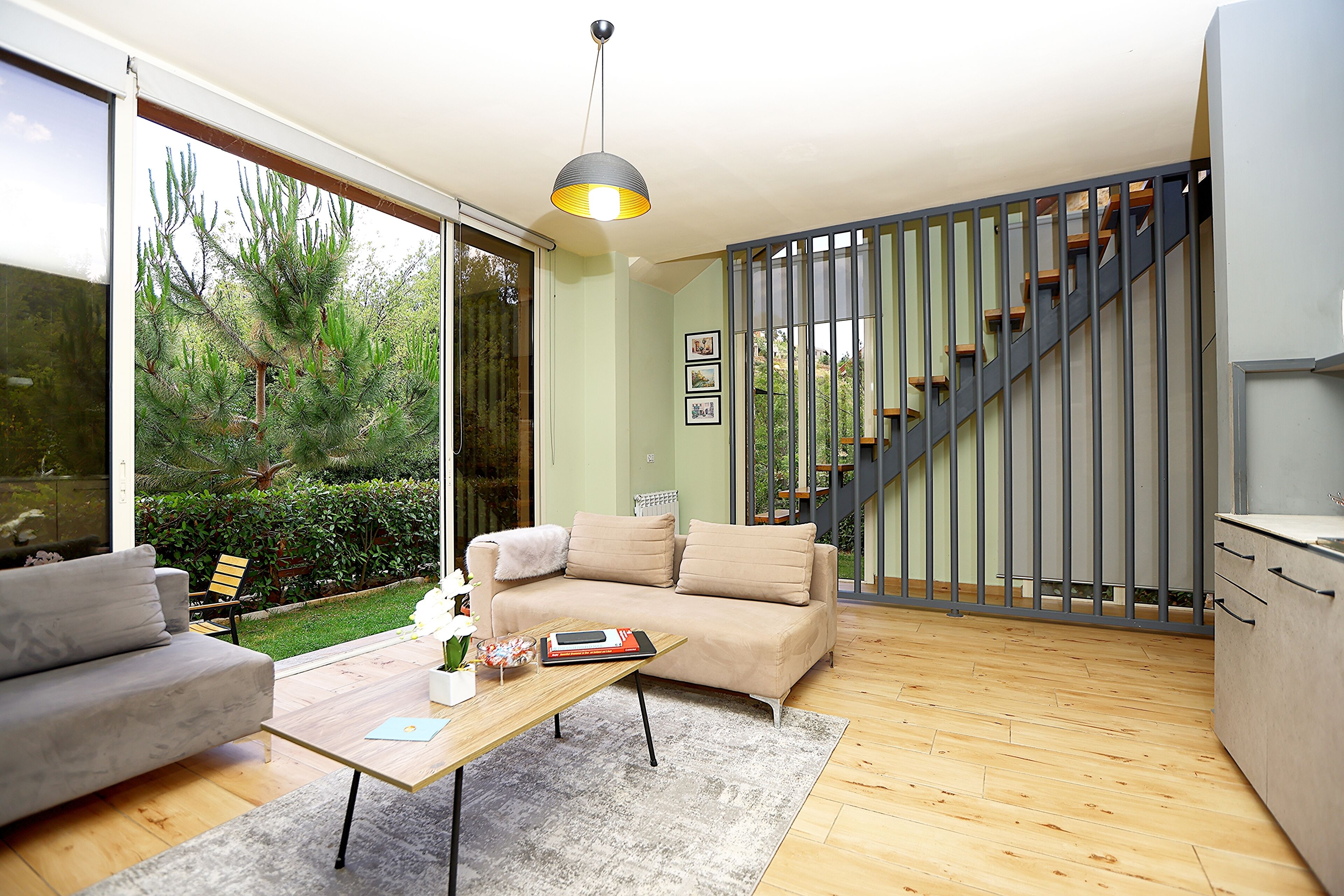 Luxury Chalet, Garden View | Living area