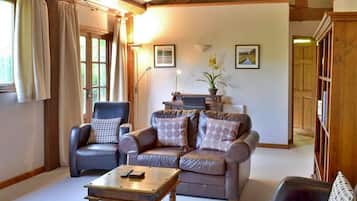 Cottage | Living area