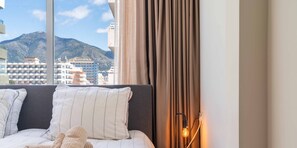 3 chambres, fer et planche à repasser, Wi-Fi gratuit, draps fournis