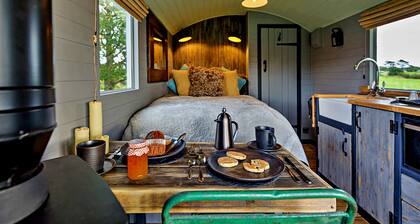 Romantic Rural Retreat Near Portmeirion