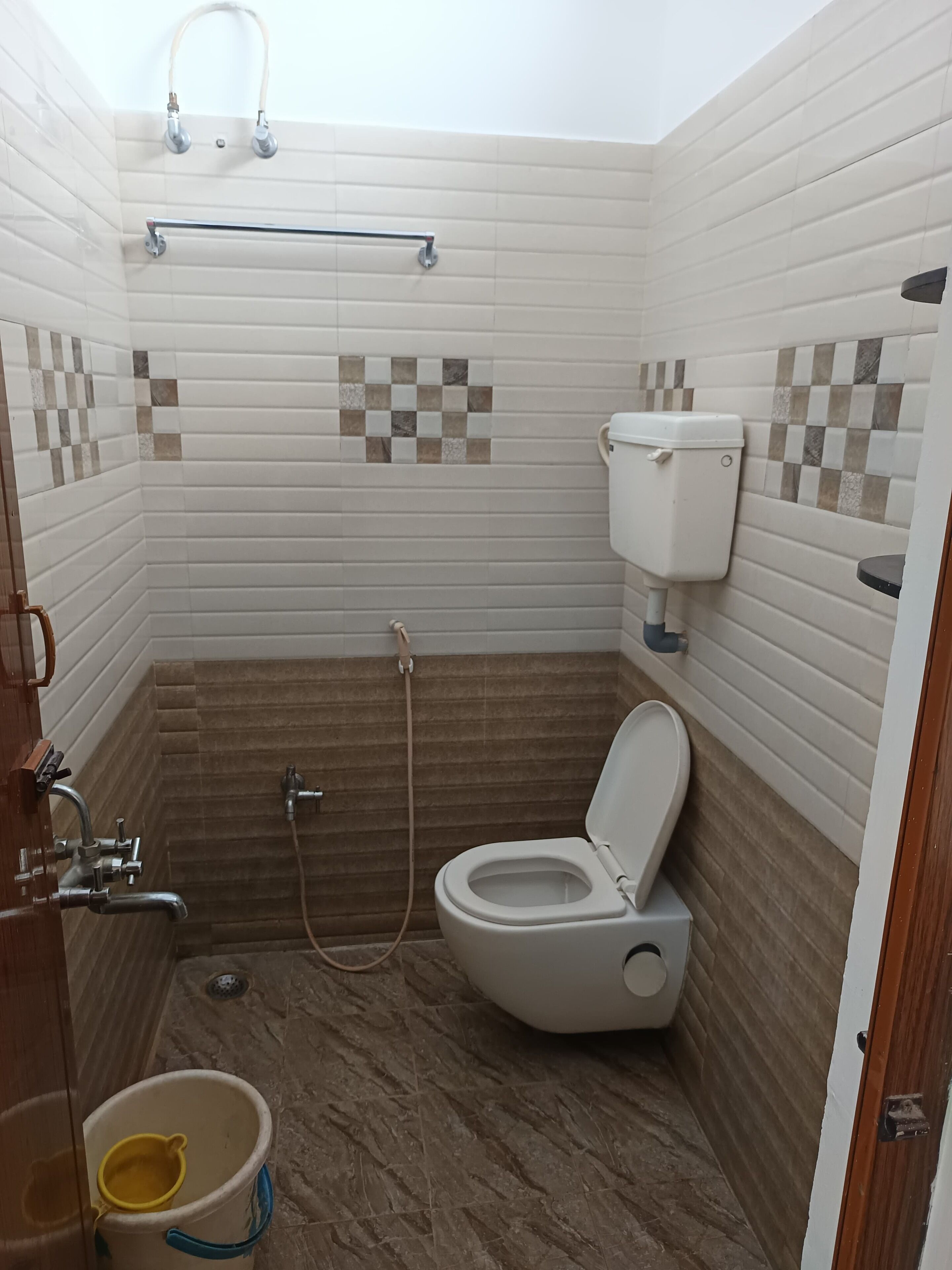 Shower, towels, soap