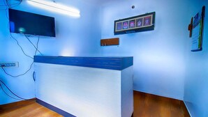 Ảnh chưa phân loại, 2 trong số 37 ảnh, nút