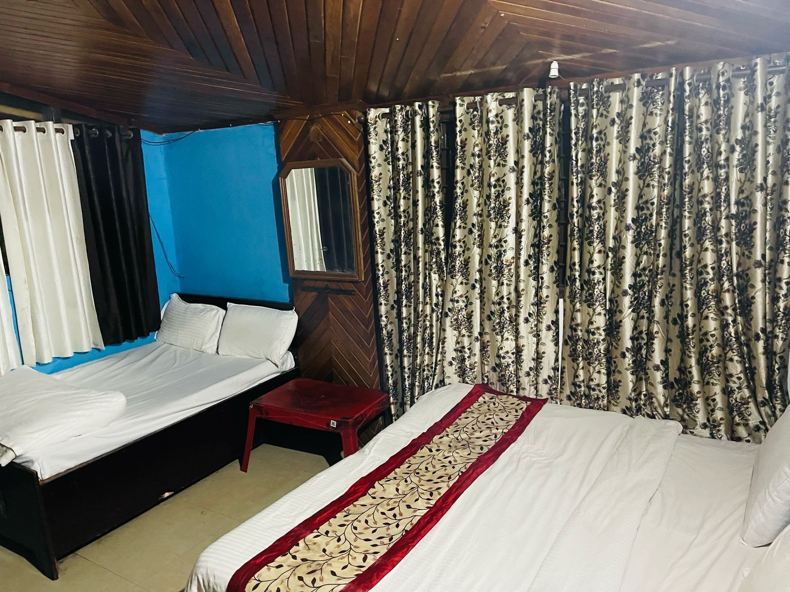 Soundproofing, bed sheets