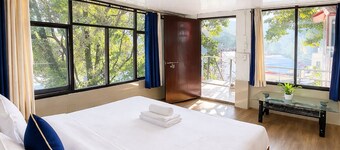 Hotel KGN Guest House Nainital Near Mall Road and Lake