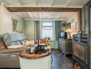 Télévision, cheminée