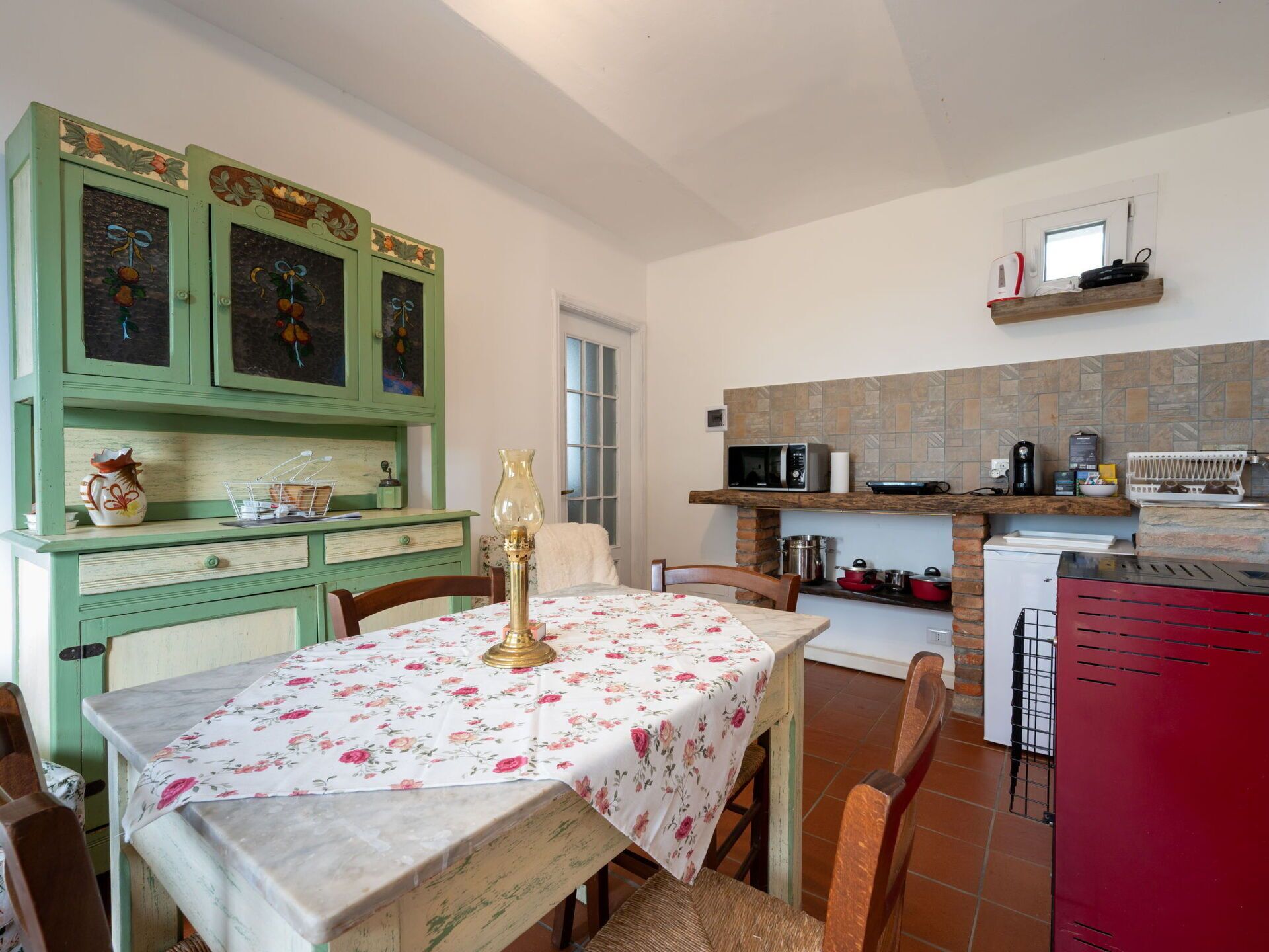 Arbuste, Chalet, Domicile, Ombre, Couverture De Sol, Jardin, Cour, Arrière-Cour, Batiments Jardin, Pelouse
