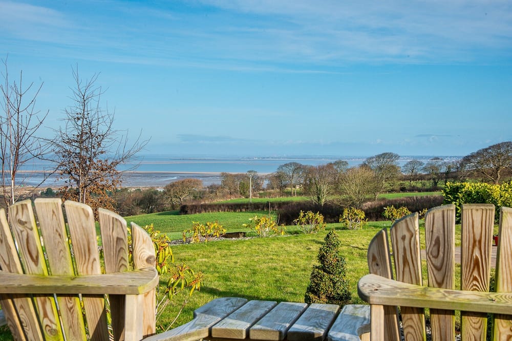 Cottage With Stunning sea Views, No Deposit - Ffynnongroyw