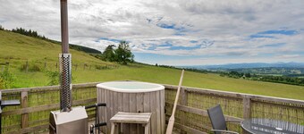 享有格倫伊格爾斯景觀的小木屋, 有熱水浴缸, 無需押金