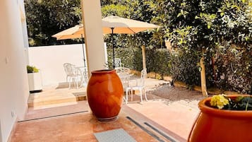 Classic Double Room | Premium bedding, pillowtop beds, minibar, in-room safe