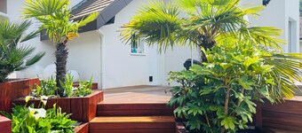 Perfect villa with Lake view, WiFi and very quiet location in charming Annecy