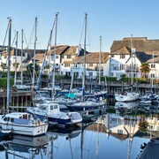 Apartment in Falmouth Near Beaches & Harbour