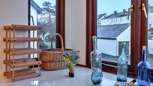 Unclassified image, 5 of 26, button - Apartment in Falmouth Near Beaches & Harbour (Falmouth)