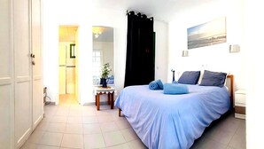 Unclassified image, 3 of 26, button - Apartment Florencia With Pool & Wifi in Puerto del Carmen, Lanzarote (Tías)