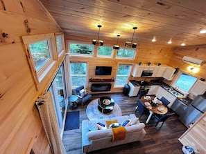 Fernseher, Kamin