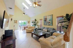 Fernseher, DVD-Player