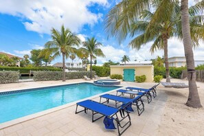 Imagen sin descripción, 3 de 48, botón