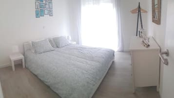 1 camera, ferro/asse da stiro, Wi-Fi, lenzuola