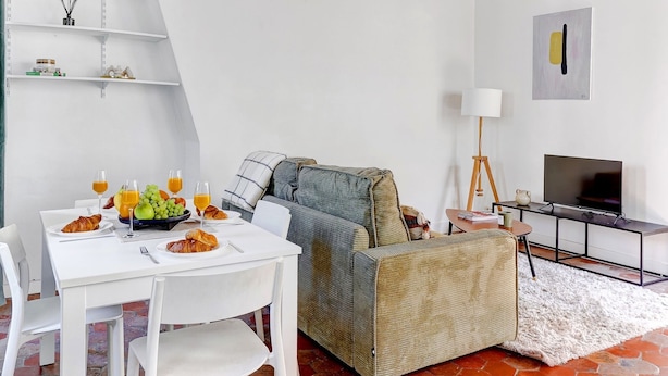 City Apartment, 1 Double Bed with Sofa bed, Non Smoking, Courtyard View | Living area - Charming 1BR Near Latin Quarter (Paris)