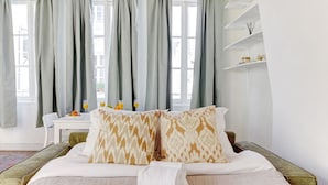 City Apartment, 1 Double Bed with Sofa bed, Non Smoking, Courtyard View | Living area - Charming 1BR Near Latin Quarter (Paris)