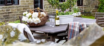 1 Bedroom Cottage in Bury, No Deposit