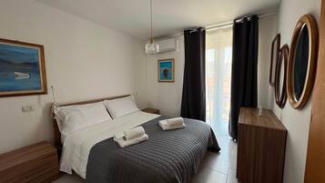 1 chambre, fer et planche à repasser, Wi-Fi gratuit, draps fournis