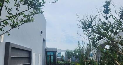 A comfortable house, Dongdaemun History & Culture Park Station