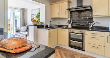 House in Mynytho With Sea & Mountain Views