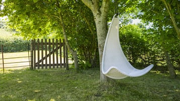 Cottage | Property grounds