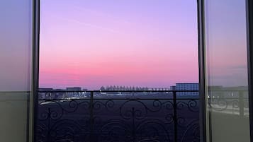 Suíte, vista para a cidade | Parte interna