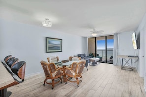 TV, DVD player, offices - Seaside Beach 3902- 2 BR, direct beachfront condo with pool, sauna, amazing ocean view & balcony (Orange Beach)