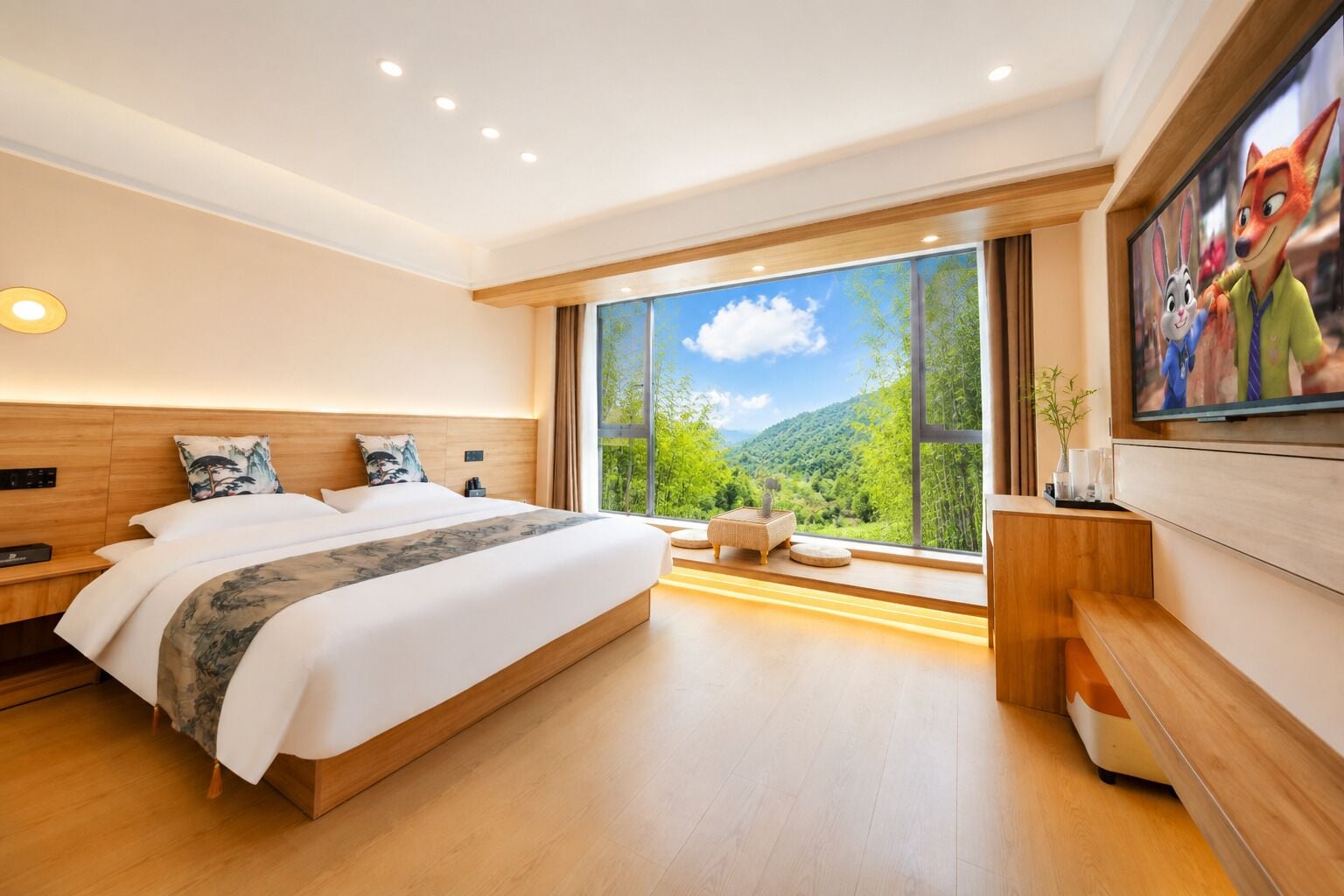 ห้องลักซ์ชัวรี่ดับเบิล | เครื่องนอนระดับพรีเมียม, ผ้านวมขนเป็ด, เตียงพร้อมฟูกเสริมที่นอน