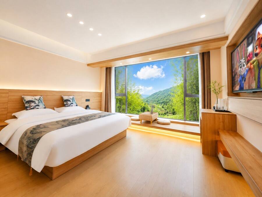 Habitación de lujo doble | Ropa de cama de alta calidad y edredones de plumas